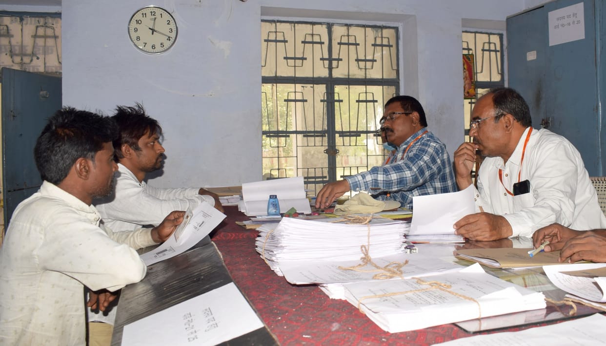 Sale of 27 nomination papers for Speaker and 183 for Councilor