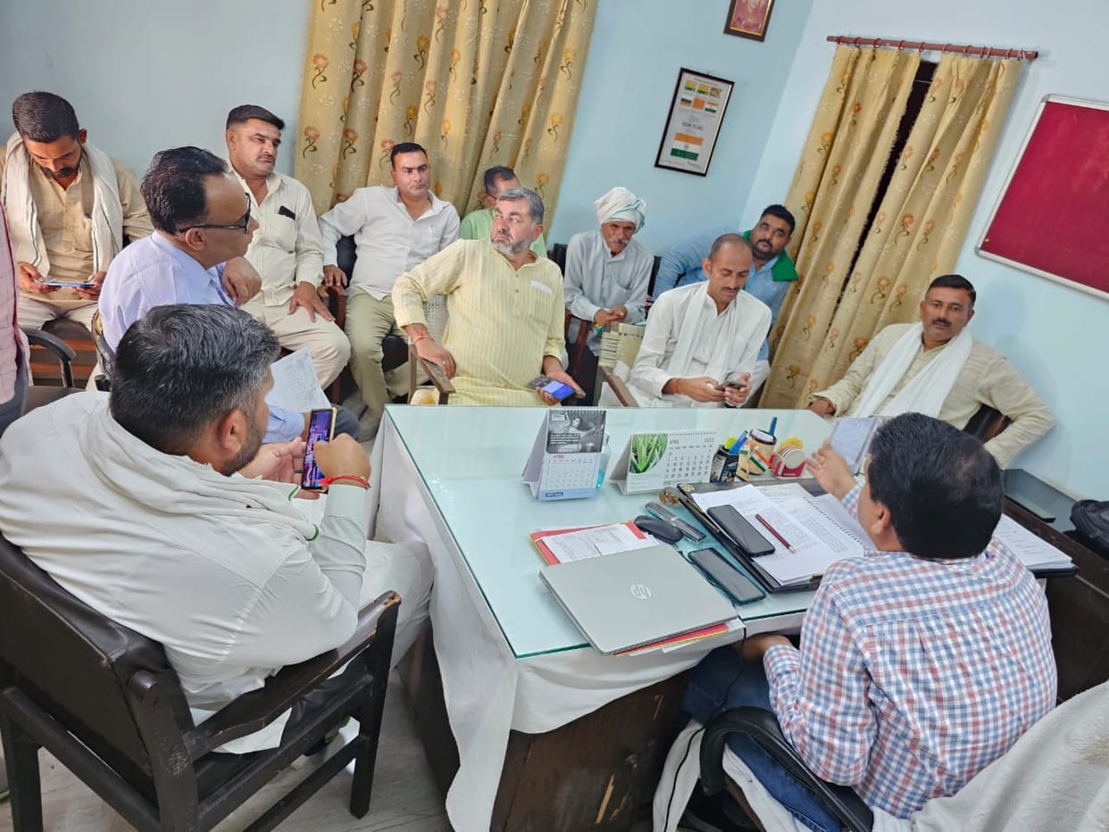 Farmers are cutting slips by showing less sugarcane area
