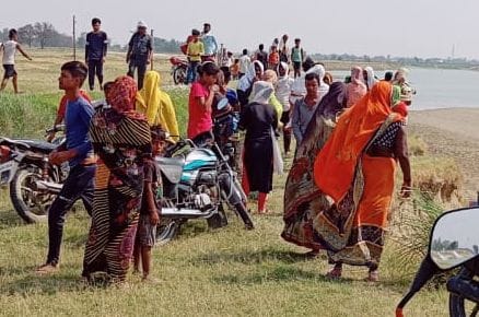 Two brothers who went to bathe in Rapti river drowned one died other survived