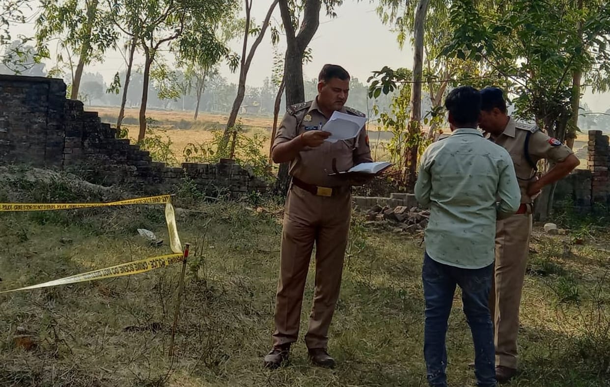 dead body found amethi