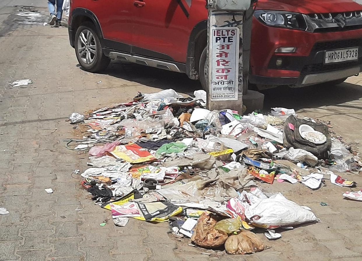 Employees and resources increased in wards 11 to 20 of the city, but the cleaning system deteriorated