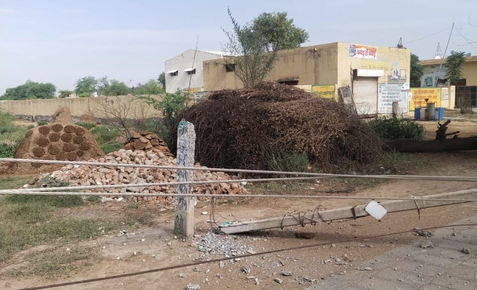 180 electric poles and 200 trees fell due to storm, power supply disrupted