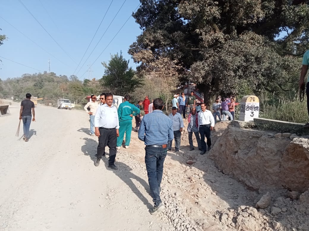 On the whims of the construction company on the National Highway NH 3, people again angry