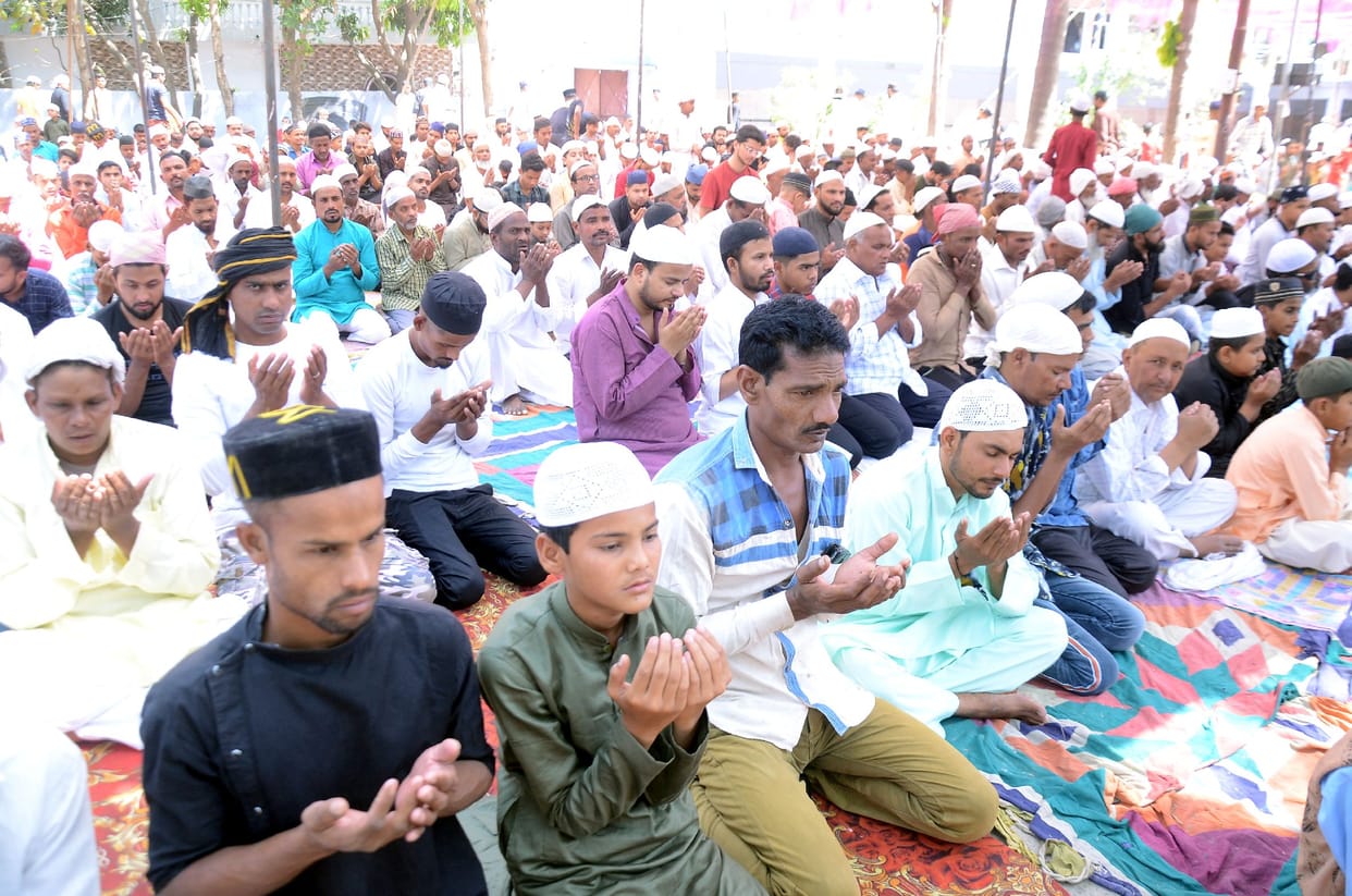 Goodbye prayers read amid tight security