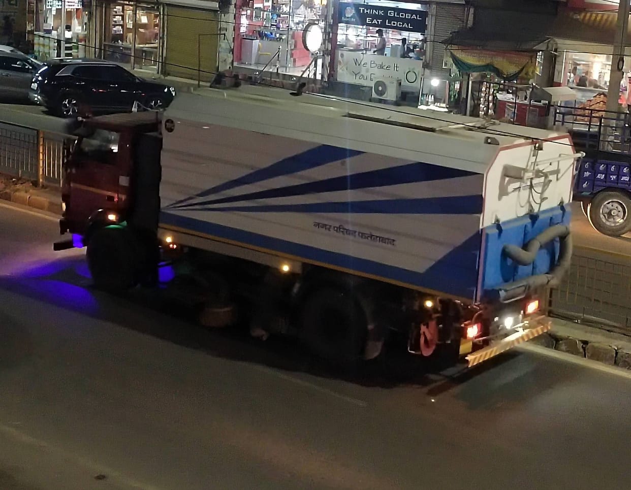 City council head and deputy head again face to face to stop night sweeping machine