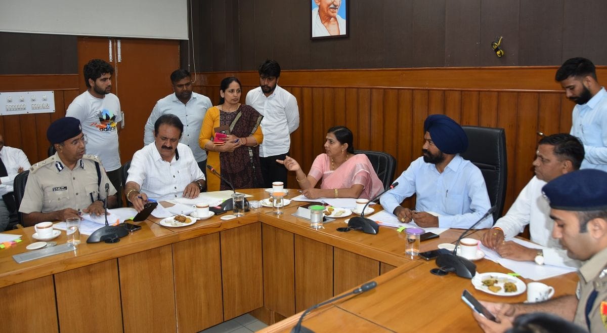 Take immediate action on the violation of the rights of Scheduled Castes: Dr. Ravindra