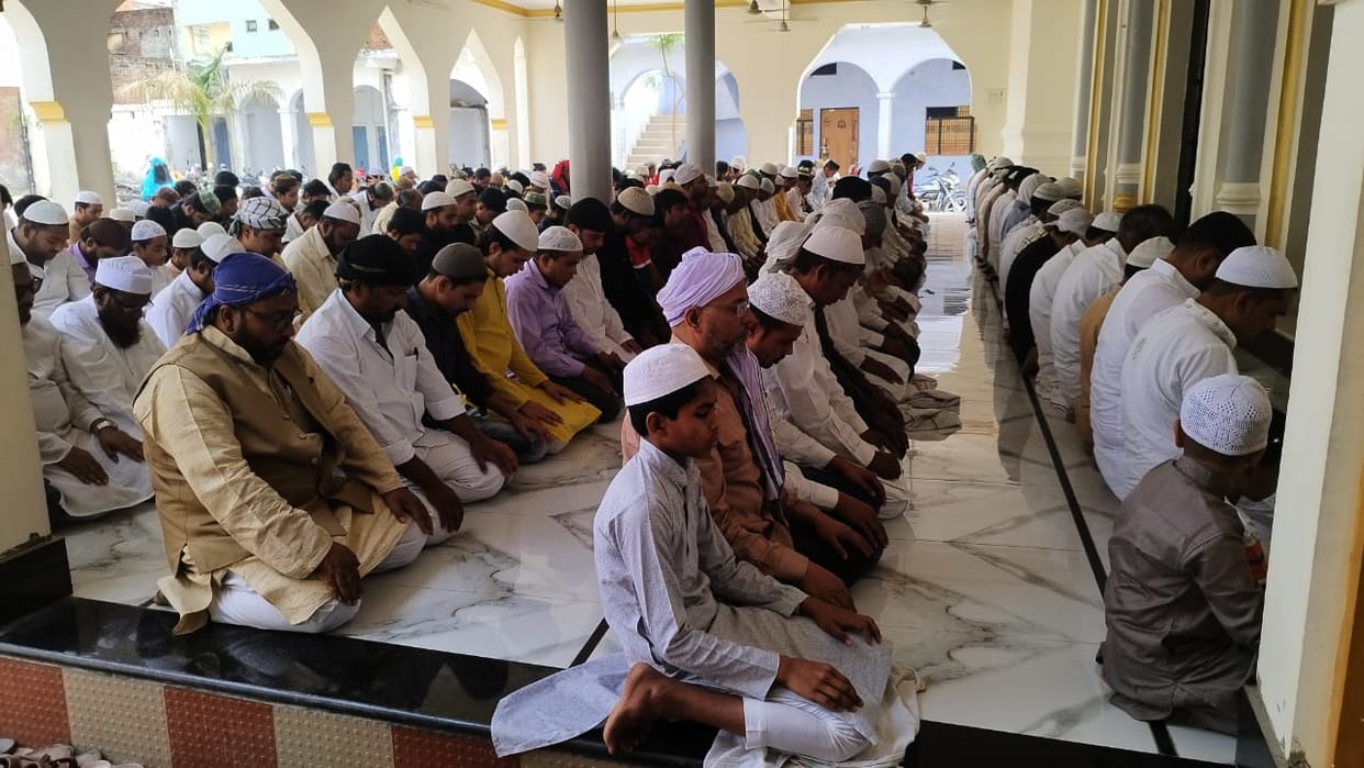 jume ki namaj conduct in diffrent places