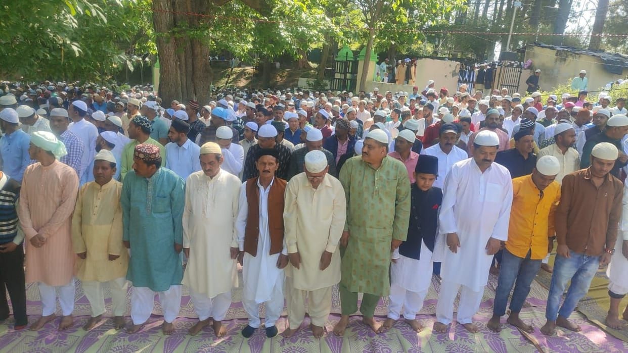 Eid celebrated with enthusiasm, prayed for peace