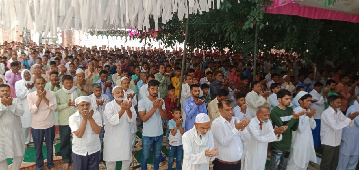 Farewell prayers held under tight security