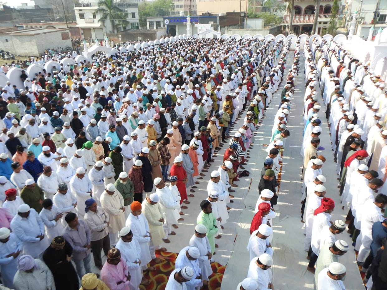 Siddharthnagar: Hands of prayer raised