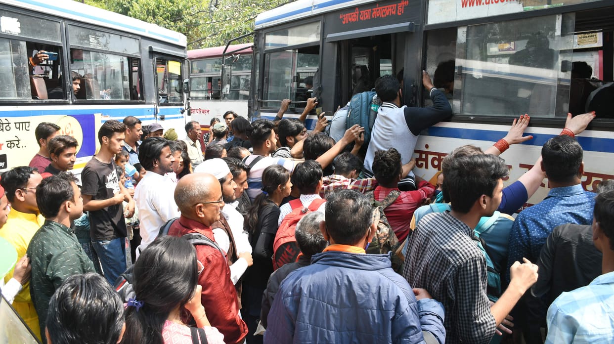Three CNG buses stopped due to lack of operator