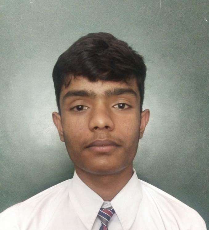 The son of an electrical mechanic became the district topper