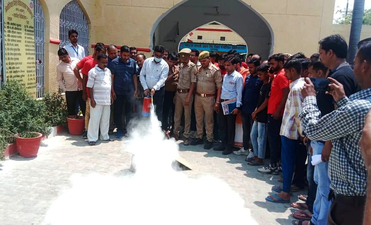 Rehearsal of fire prevention in school, hospital and mill