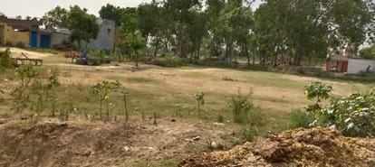 Construction of Lalua Nagla sub-station stalled, supply from dilapidated lines interrupted