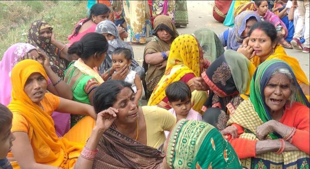 Kanpur Dehat : Farmer's death under suspicious circumstances in Bhagirathpur village, wife and lover accused of murder