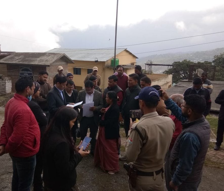 Instructions for investigation of boring being done for tube well near Harda