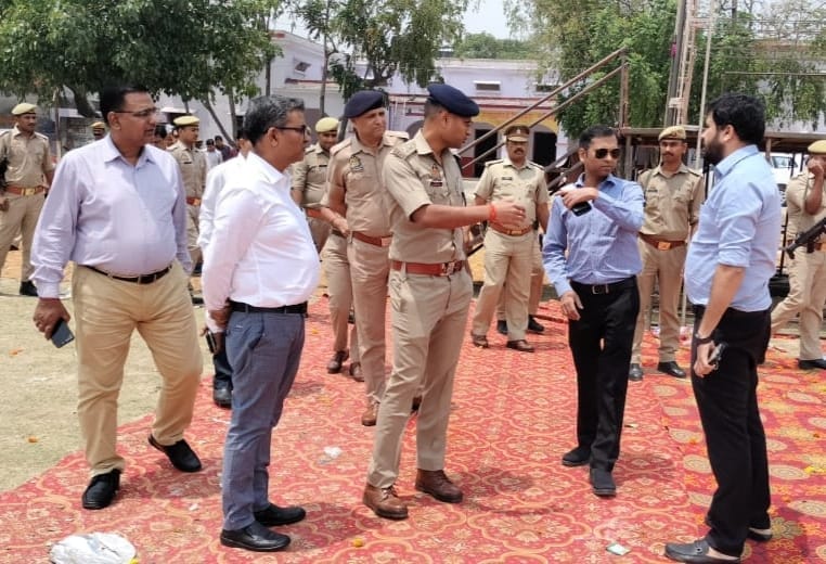 Traders beat JE of Electricity Corporation by locking him in the room