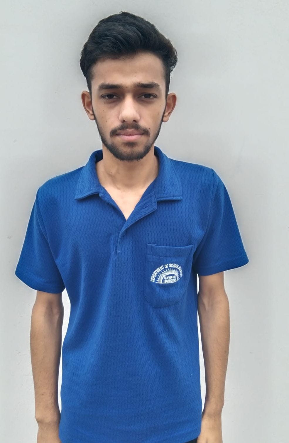 Passout from government school Vikas topped JEE Mains in the state