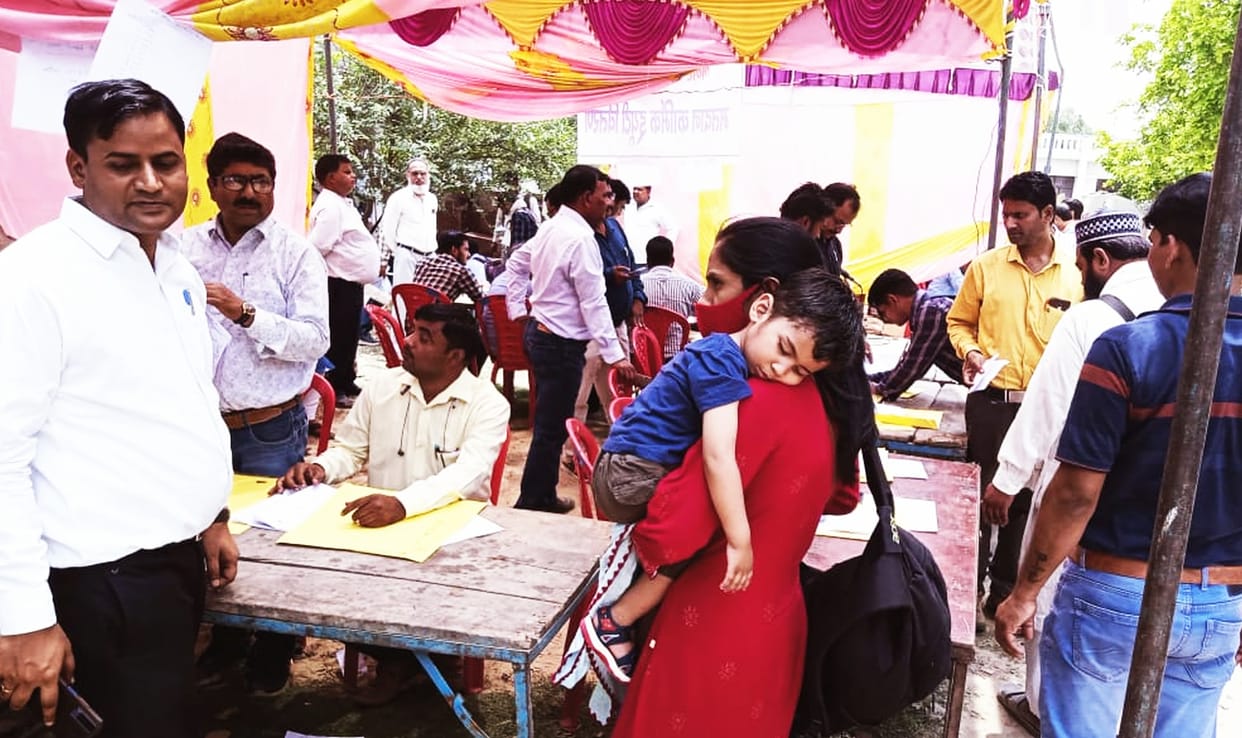 1.65 lakh voters will choose the city government today