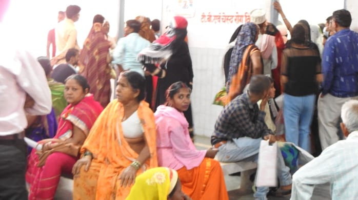 Three people including two health workers were found to be corona positive