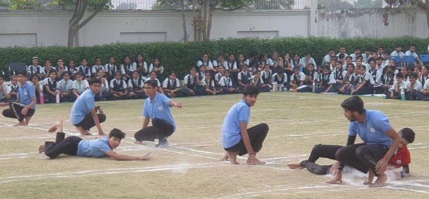 da vinci and columbus top in kho-kho