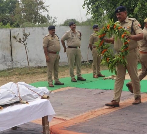 Police personnel died due to illness, paid tribute