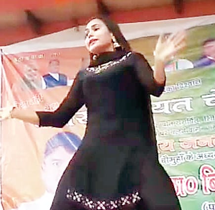 BJP candidate made women dance to gather crowd