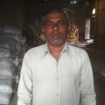 Shahjahanpur News: गर्रा नदी में मिला कारीगर का शव Artisan's dead body found in Garra river