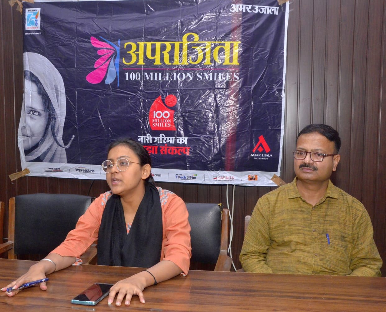 Leaving hesitation, girl students come forward with confidence