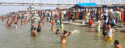 Buddha Purnima: A dip of faith at Kachla Gangaghat