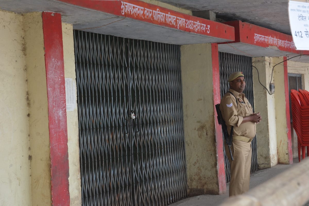 In confusion, the BJP voters also used taps, brooms and cycles