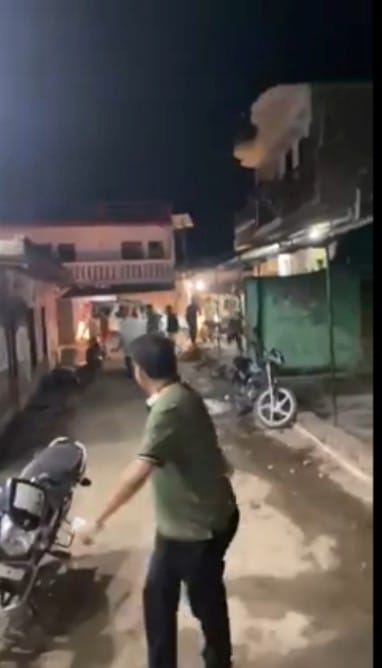 Dispute between supporters of BJP and independent candidate