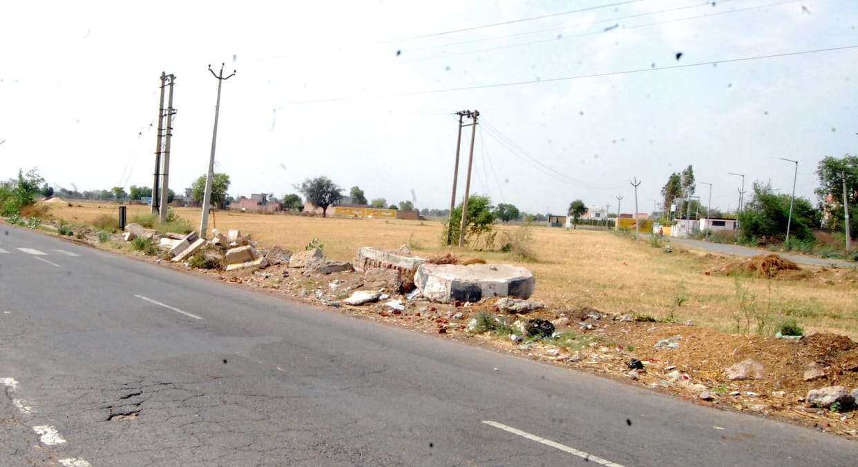 Drainage drains dilapidated on National Highway