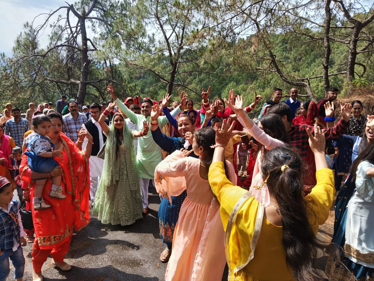 18,000 devotees bowed their heads in Baba Balaknath temple