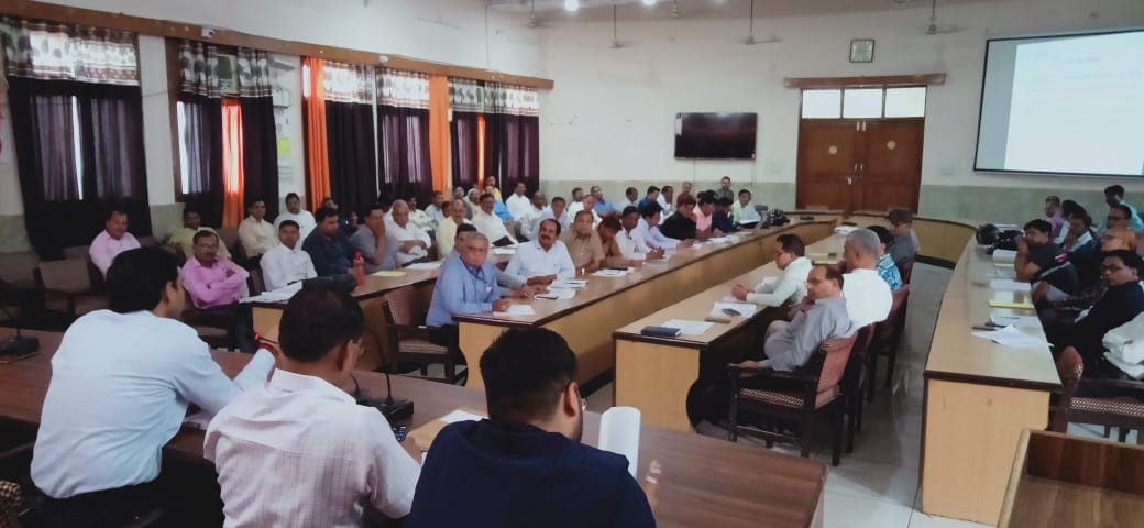 Counting of votes from eight o'clock, employees will reach at six o'clock
