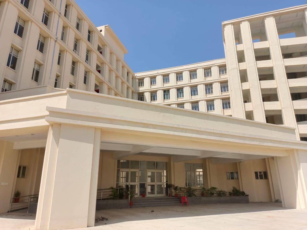 300 bed hospital cannot start without furniture
