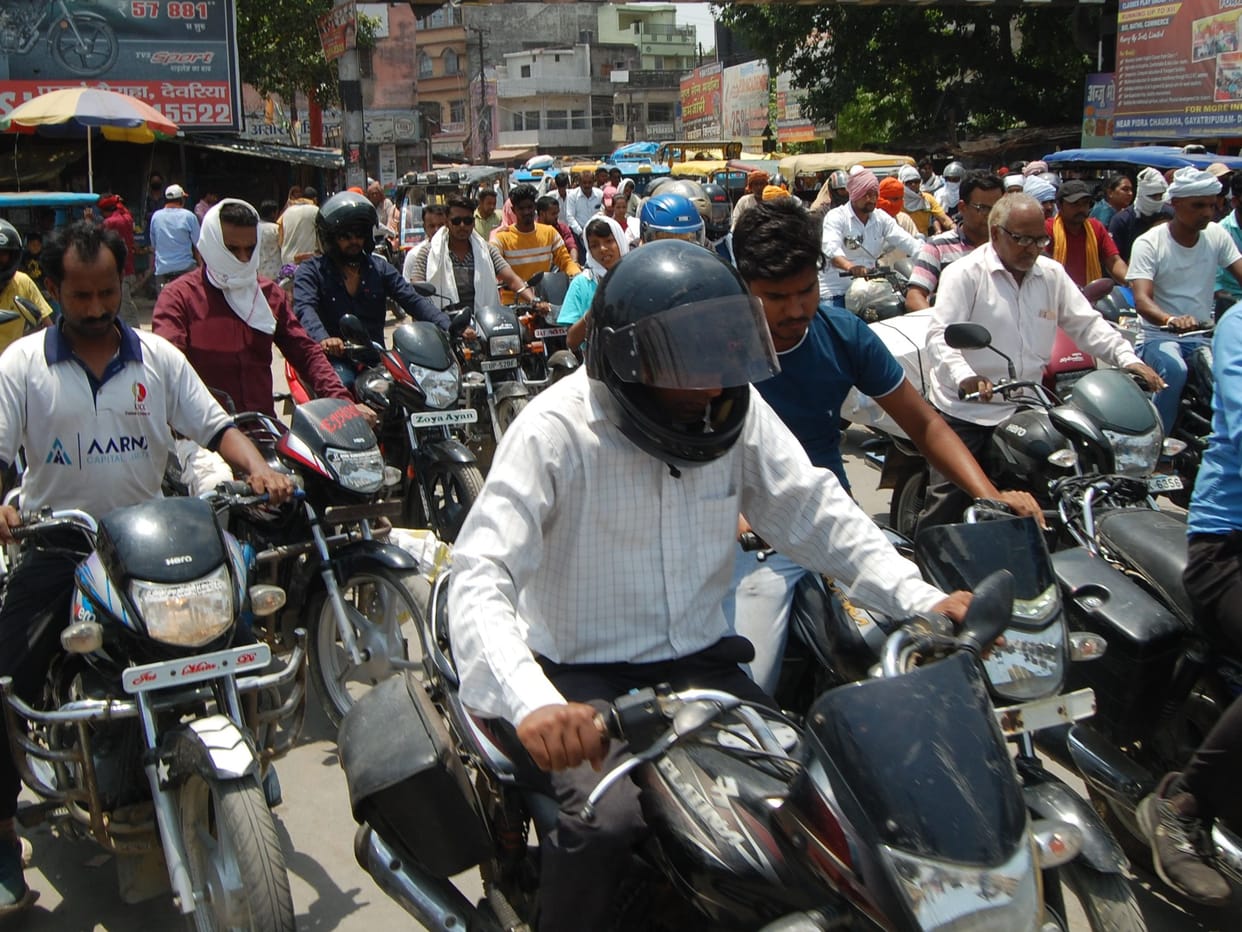 Police does not live where there is jam