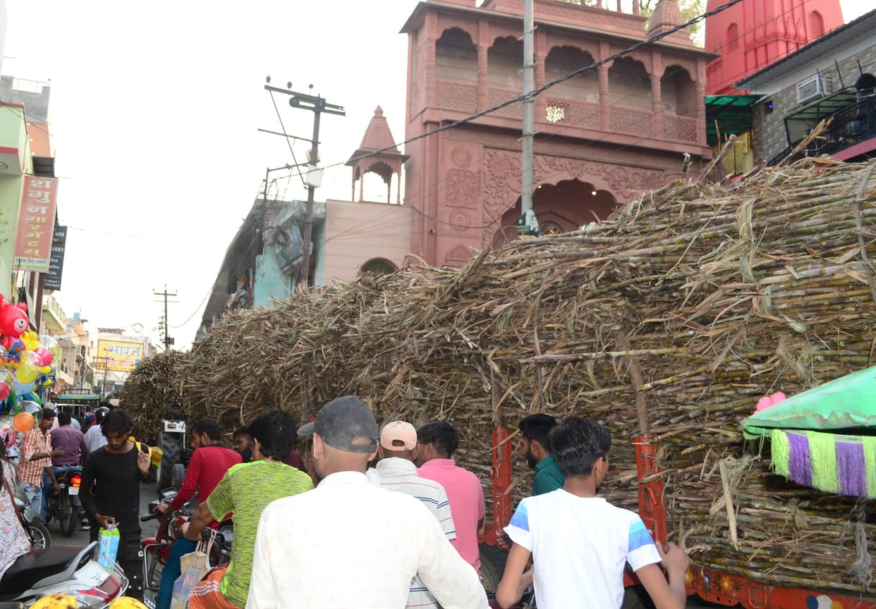Shamli mill started after Noken, sugarcane vehicles jammed in the city