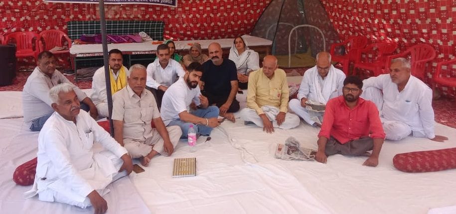 The government is getting dirty regarding the construction of mill road, the civic body minister took a meeting