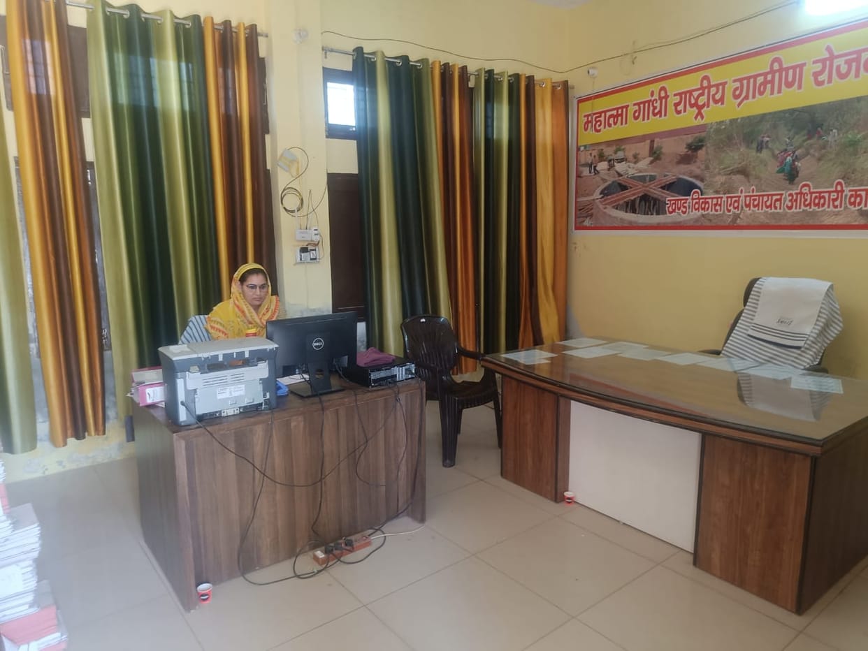 Chief Minister's flying squad raided BDPO office, 6 employees found missing