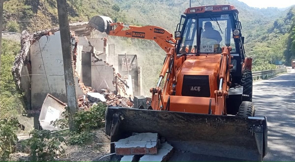 Highway management's yellow paw on occupations in Nainikhad