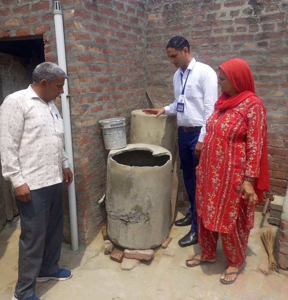 In the second phase of rapid fever survey, 2185 fever victims were found, larvae found in 45 houses