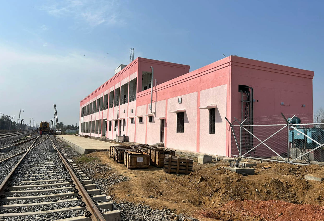 Preparation to make New Khatauli station commercial