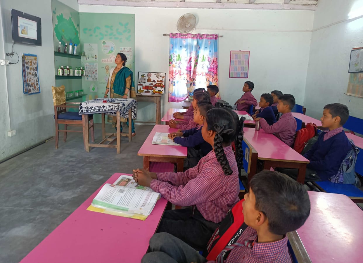 Now Champawat primary school will get hightech facility.