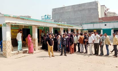 59.56 percent voting took place in the district, lowest votes cast in Badaun seat