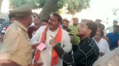 Attempt to capture the booth in Tilhar, BJP candidate's husband clashed with Inspector