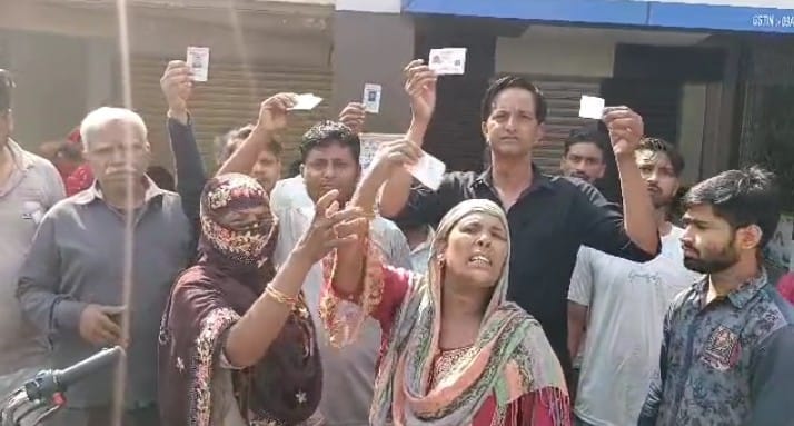 Frustrated voters returned seeing their names missing from the list, uproar at the centers