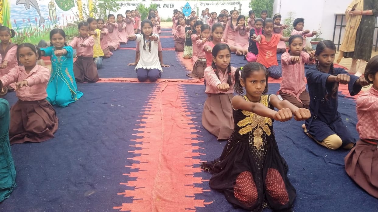 Start the day with yoga, stay fit for 24 hours