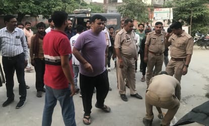 Canter rams pickup, one killed, 14 injured