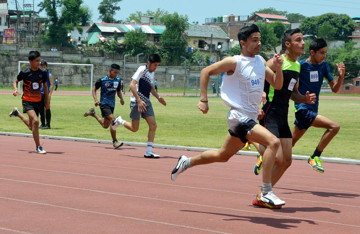 1,400 players are participating in district level athletics competition